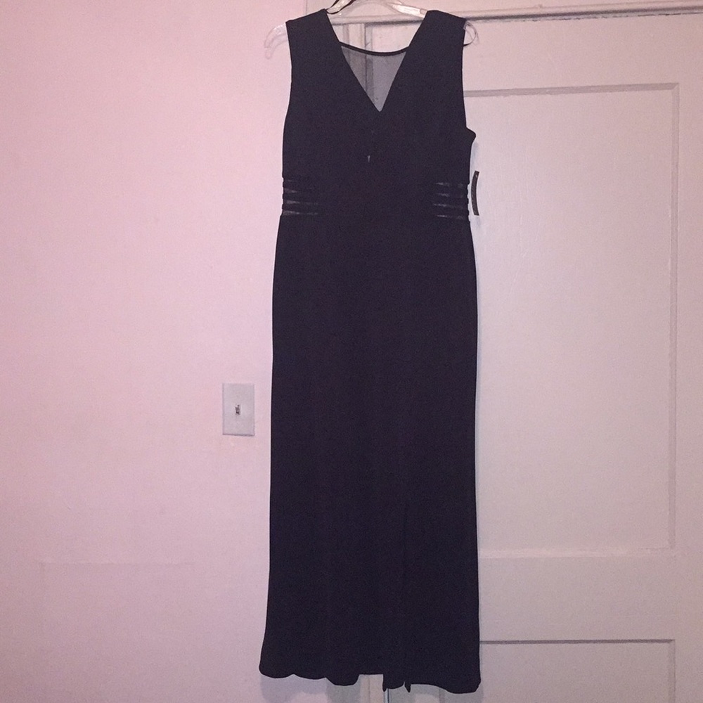 Sexy and Classy Evening/Maxi Dress